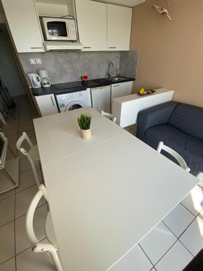 Appartement 4 Personnes Vue Sur Mer La Pironniere Luaran gambar